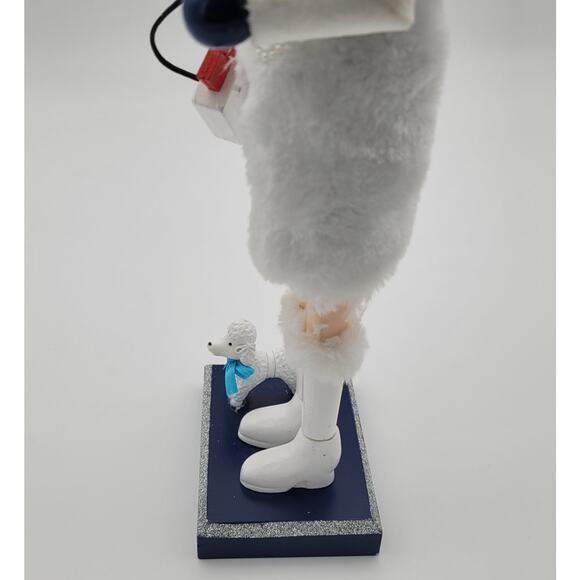 Marshalls Nutcracker Shopping Girl Christmas Figurine with Dog Sydney 2024 - Picture 11 of 16